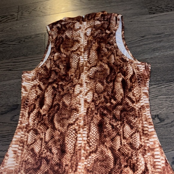 SHEIN Snake skin romper playsuit Sz Large - Picture 12 of 14